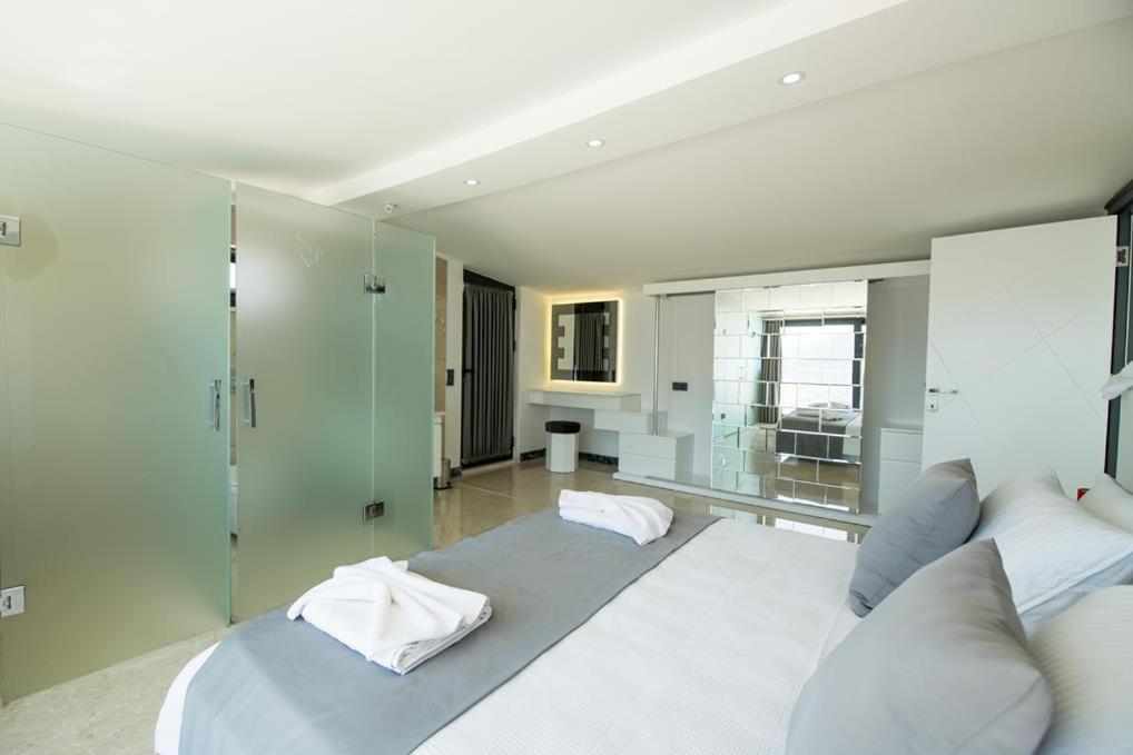 Villa Unlimited 2 Luxury 6 Bedroom Villa 卡斯 外观 照片