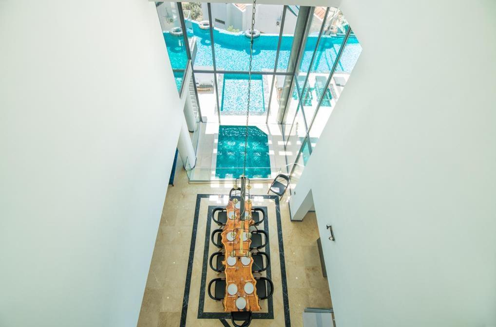 Villa Unlimited 2 Luxury 6 Bedroom Villa 卡斯 外观 照片